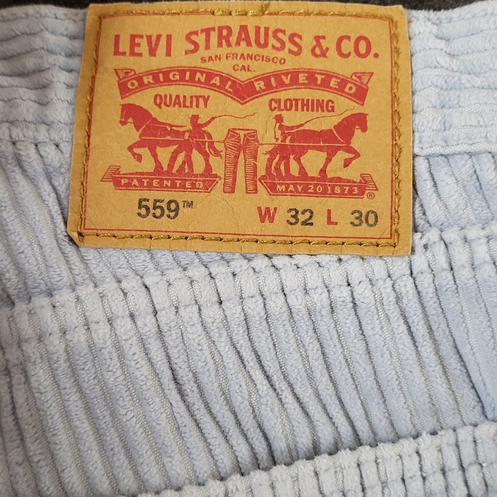 Levis 559 Relaxed Straight Corduroy Pants Mens 32x30 Baby Blue Wide Wale Pants